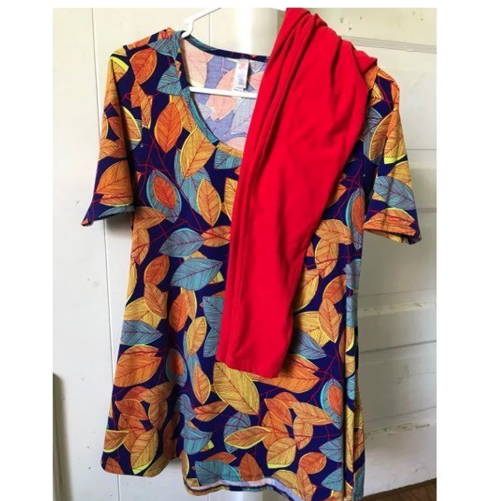LuLaroe XS Irma and one size leggings